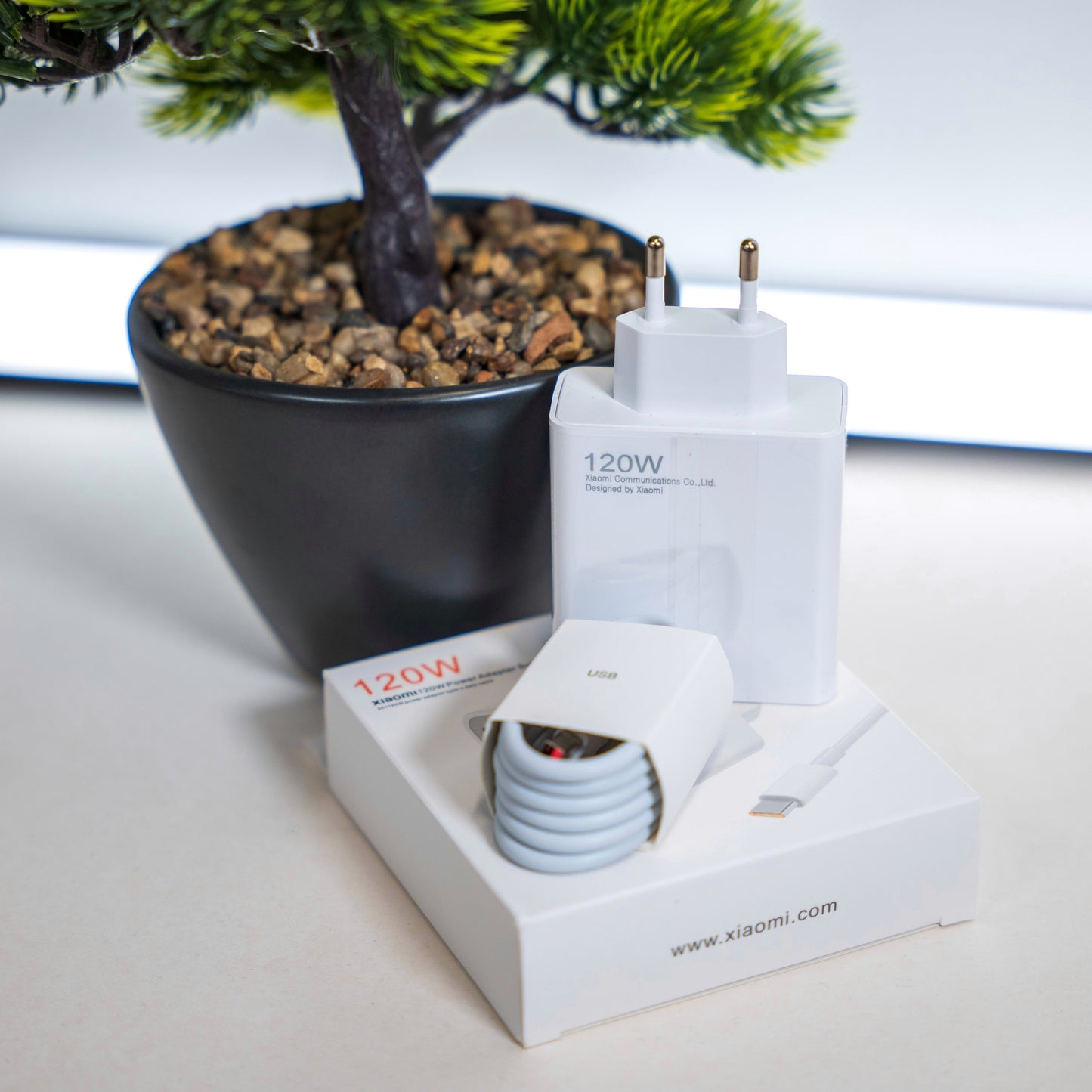 Зарядно + кабел Xiaomi 120W – ултимативна мощност за светкавично зареждане