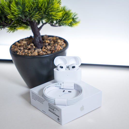 Apple AirPods 3-то поколение