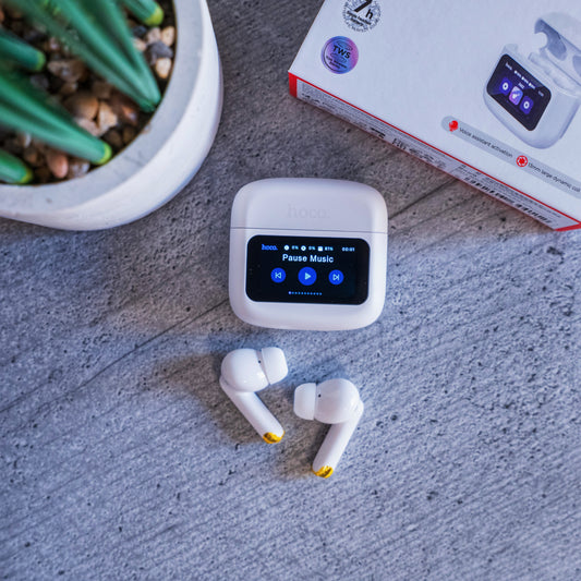 Слушалки с дисплей и тъч скрийн