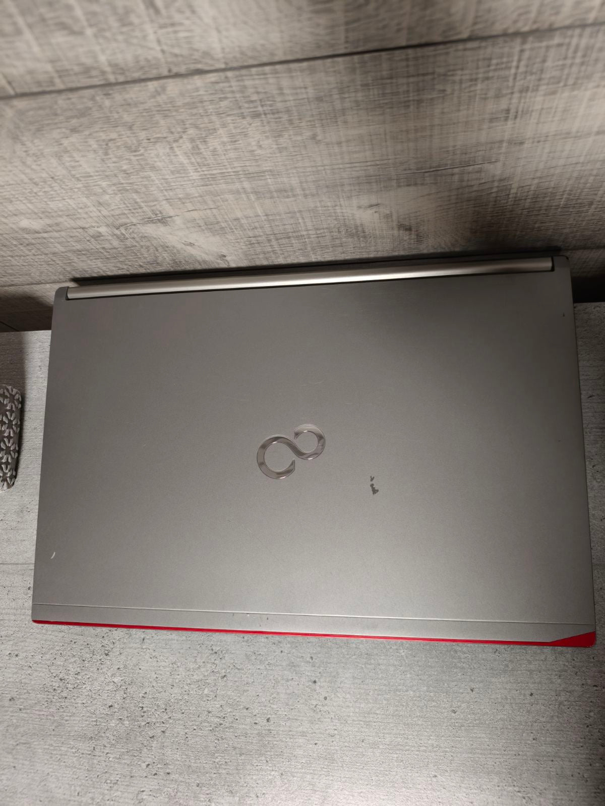 Лаптоп Fujitsu LIFEBOOK
