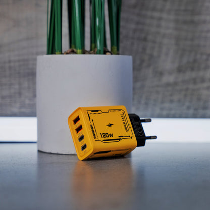 Супер бързо зареждане 120W с 4 порта (2x USB + 2x Type-C)